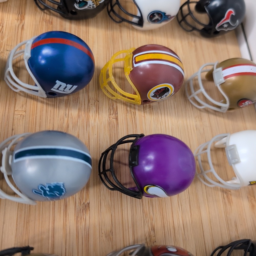 Lot of 30 NFL Mini Helmet Pencil Toppers A&A Global Gumball - Picture 10 of 16